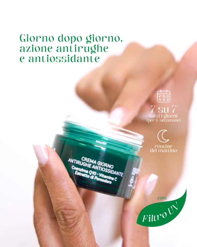 ✨ La tua alleata quotidiana contro i segni del tempo! ☀️

Prenditi cura della tua pelle ogni giorno con la Crema Giorno Antirughe Antiossidante Bionell 💛

La sua formula, arricchita con Coenzima Q10, Vitamina C ed Estratto di Pomodoro, aiuta a contrastare lo stress ossidativo e la formazione delle rughe, con fattori di protezione dai raggi UV.

💧 Usata quotidianamente, aiuta a rendere la pelle più levigata, morbida e luminosa.

🌞 La bellezza di ogni giorno, con un gesto semplice e prezioso!

Scoprila su bionell.it o dal tuo rivenditore Bionell!

#Bionell #Skincare #Antirughe #CoenzimaQ10